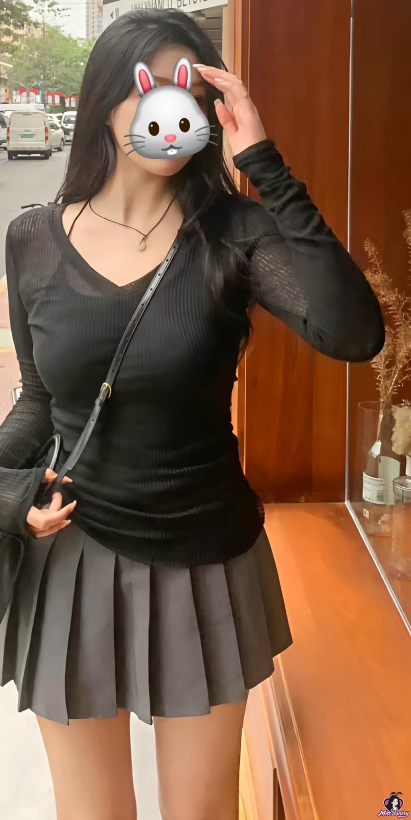 小e