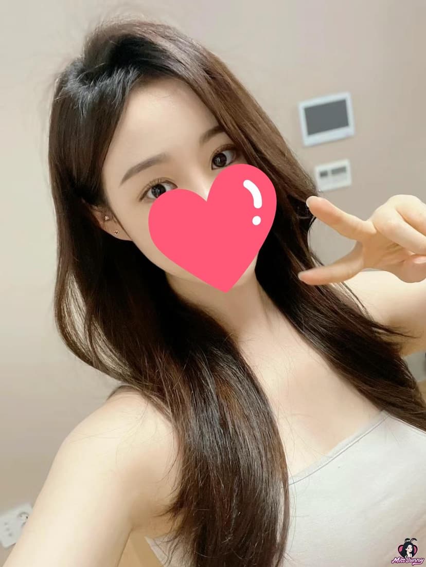 小e